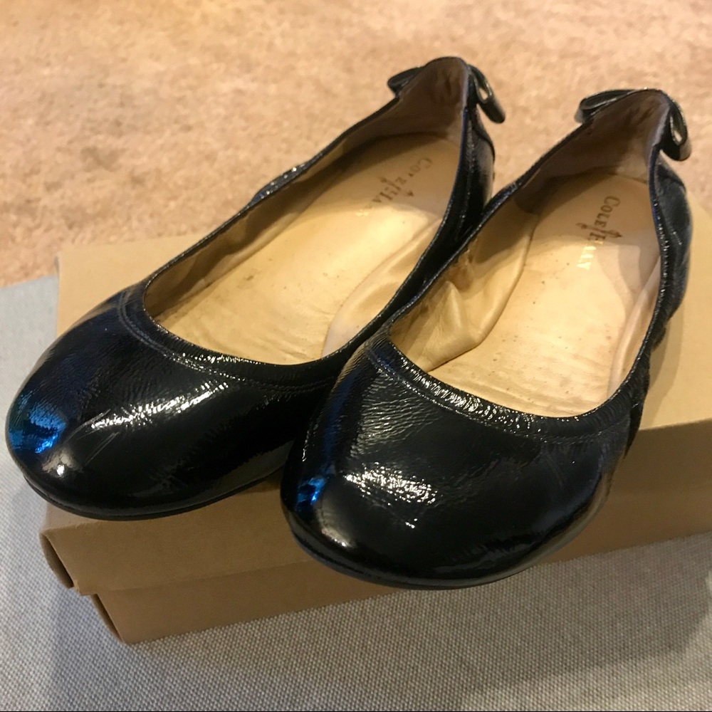 Colehaan Manhattan Bow Black Patent Ballet Flats